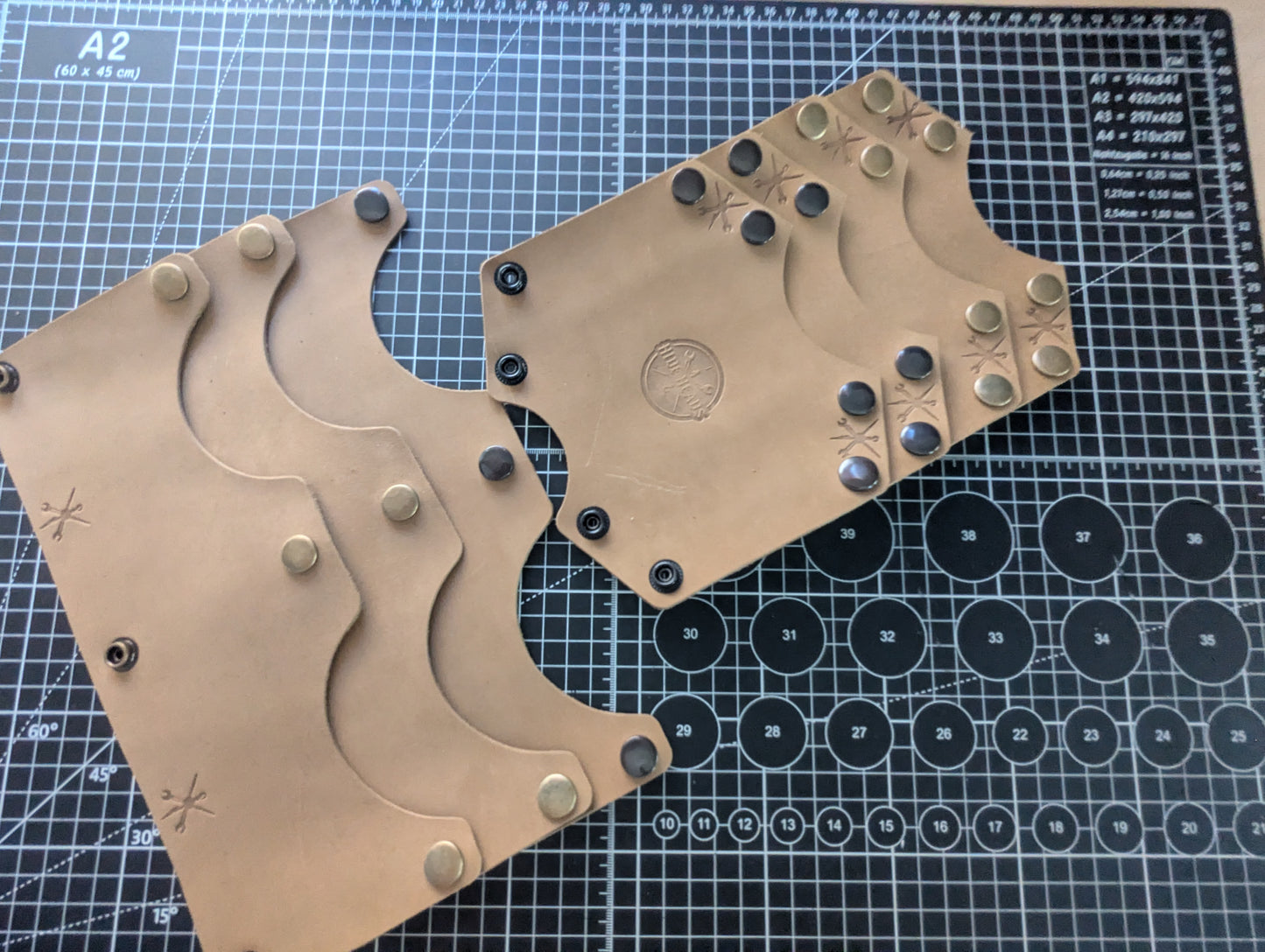 2-Piece Set: Tan Front + Back Band