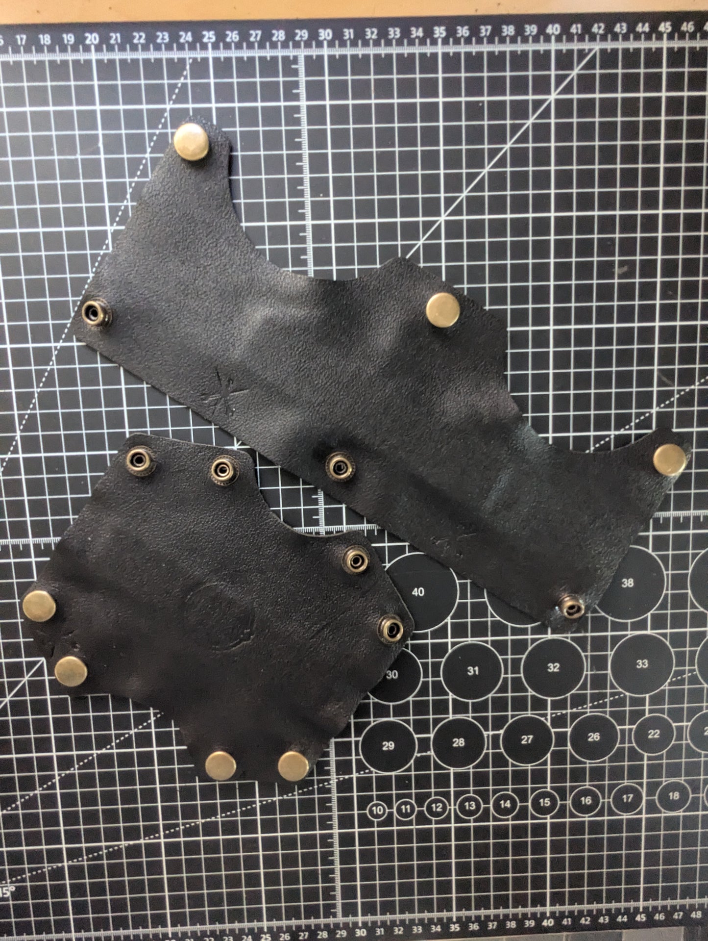 2-Piece Set: NEW Black Pebble Front + Back Band